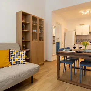  Apartment Oggi Italy